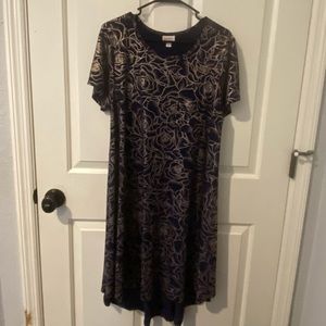 Lularoe  Carly Elegant Roses